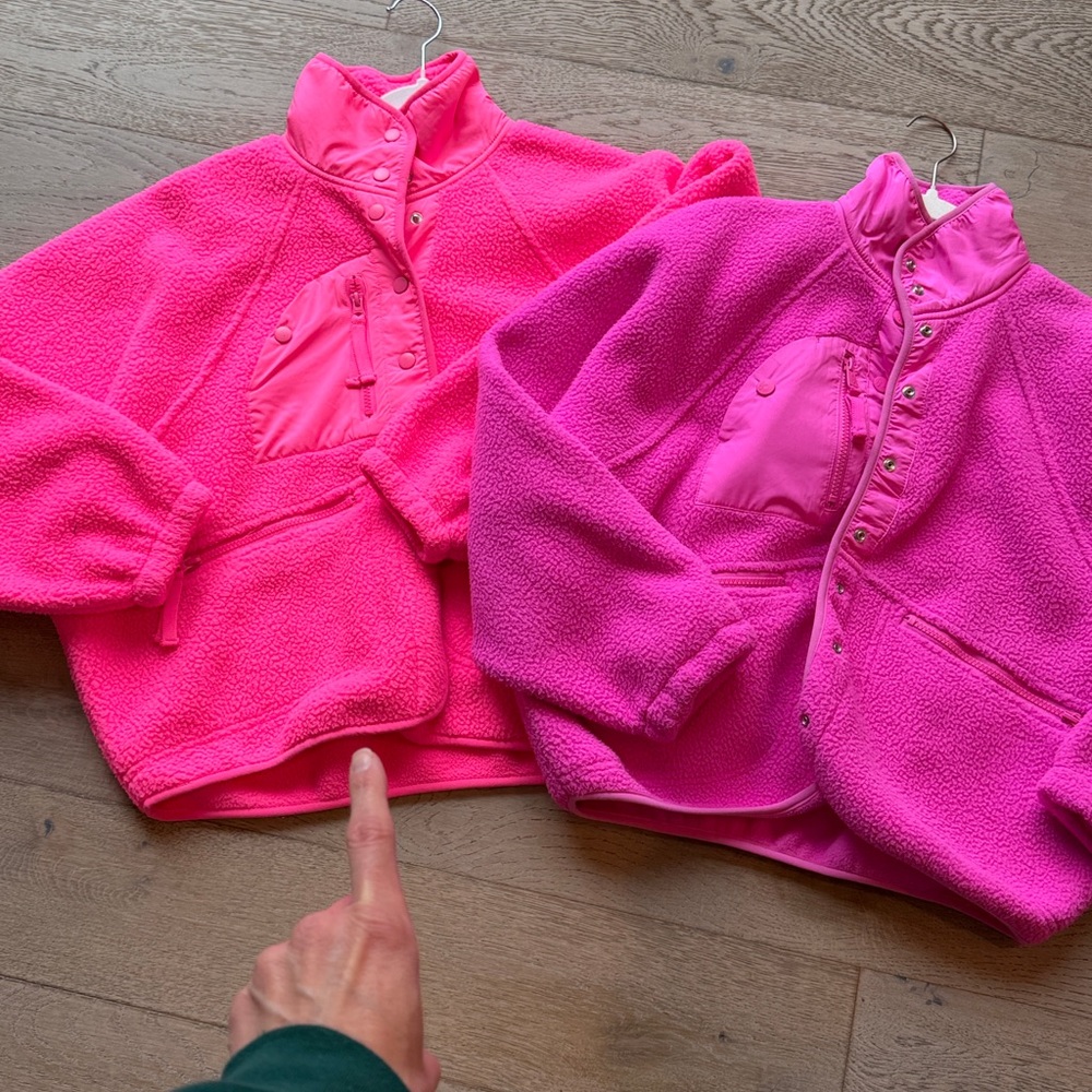 FP Movement ‘Hit the slopes’ Hot Pink Fleece Snap Jacket (Small) Retail: $148 - Picture 11 of 11